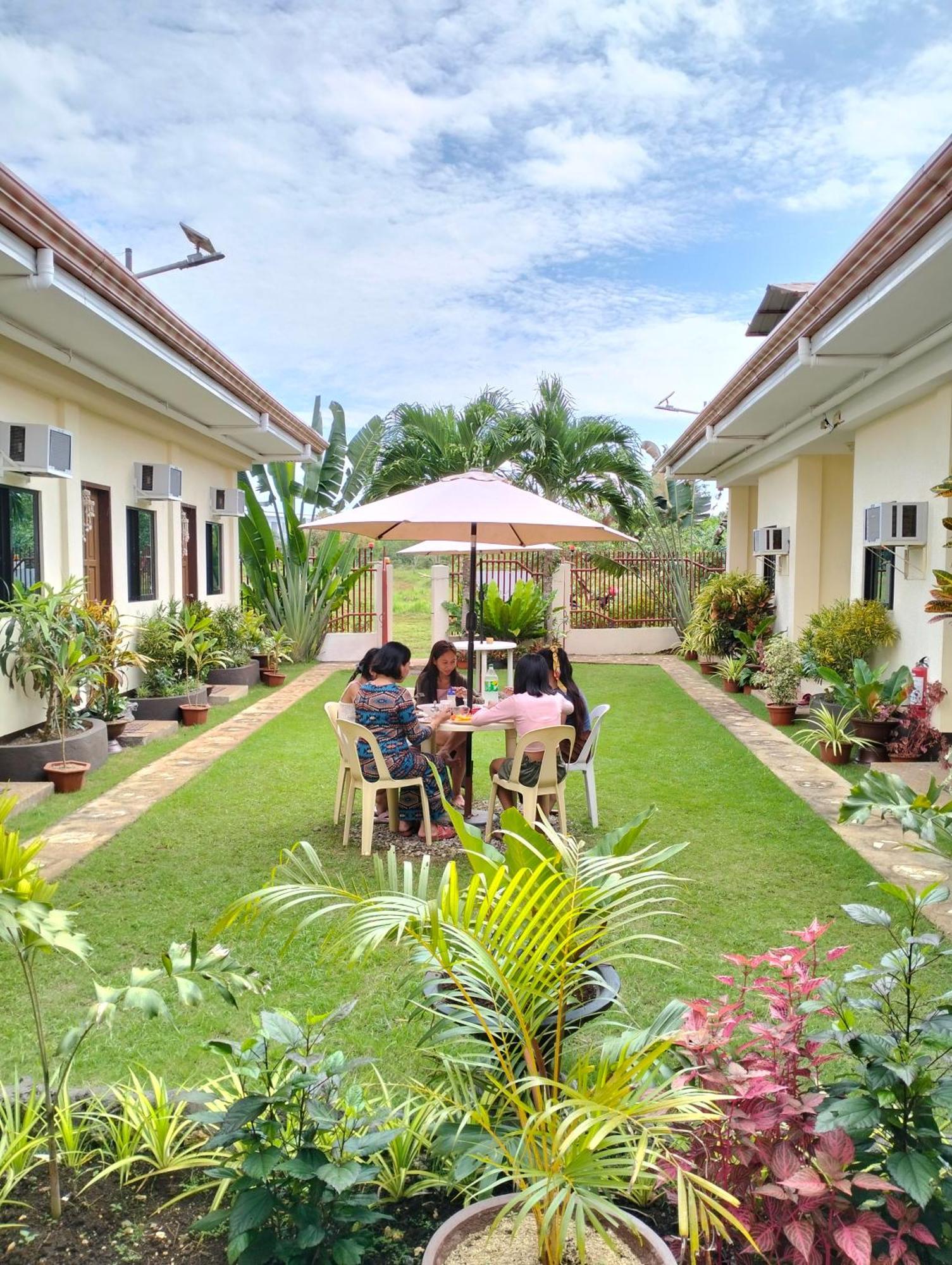 Mingche Apartment Panglao Bagian luar foto